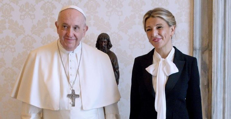 Papa Francisco y Yolanda Díaz