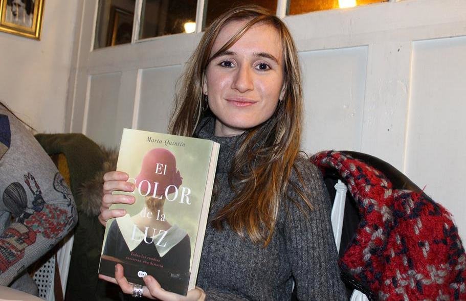 Marta Quintín, autora de \'El color de la luz\': “Tú no eliges a la historia, es la historia la que te elige a ti”