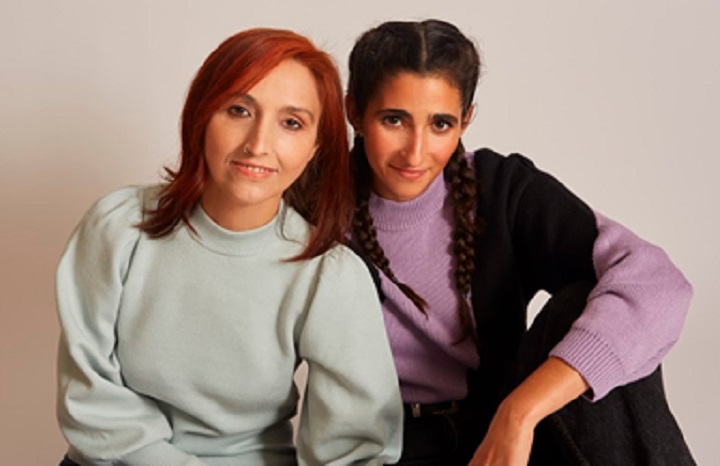 Helena Maleno y Alba Flores posan juntas por su colaboración en ‘Mujer de Frontera’