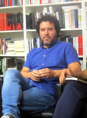 Jorge Salvador Galindo de la editorial Pez de Plata
