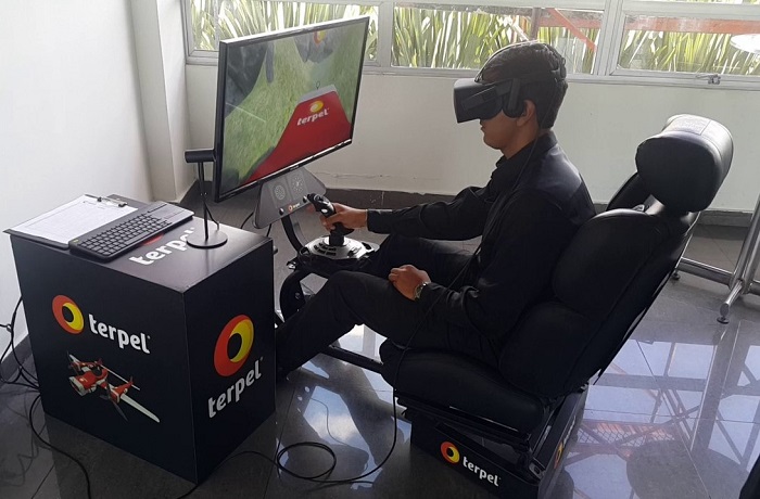 Simulador de vuelo con realidad virtual