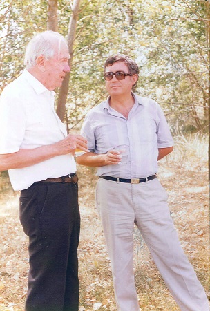 Graham Greene y Aurelio Verde en el bosque