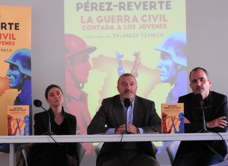 Pilar Reyes, Arturo Pérez-Reverte y Fernando Vicente