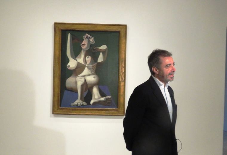 Manuel Borja-Villel, Director del Museo Reina Sofía atendiendo a los medios de prensa