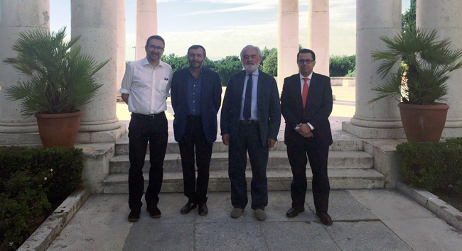 De izquierda a derecho Luisge Martín, Michel Bertrand, Dario Villanueva y Enrique Vargas